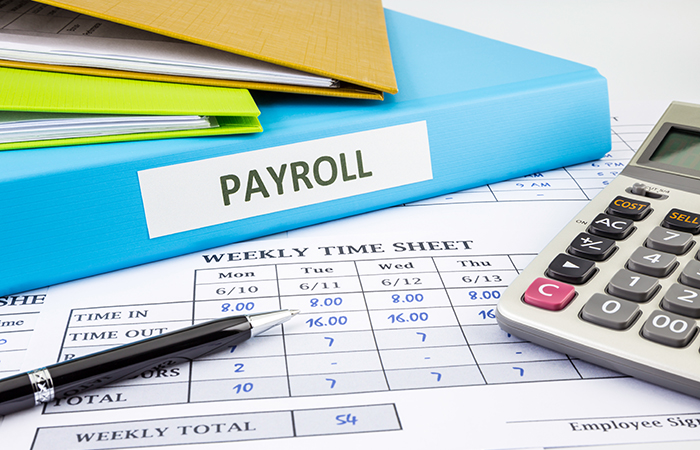 In House Payroll vs. Outsourcing: The Pros and Cons